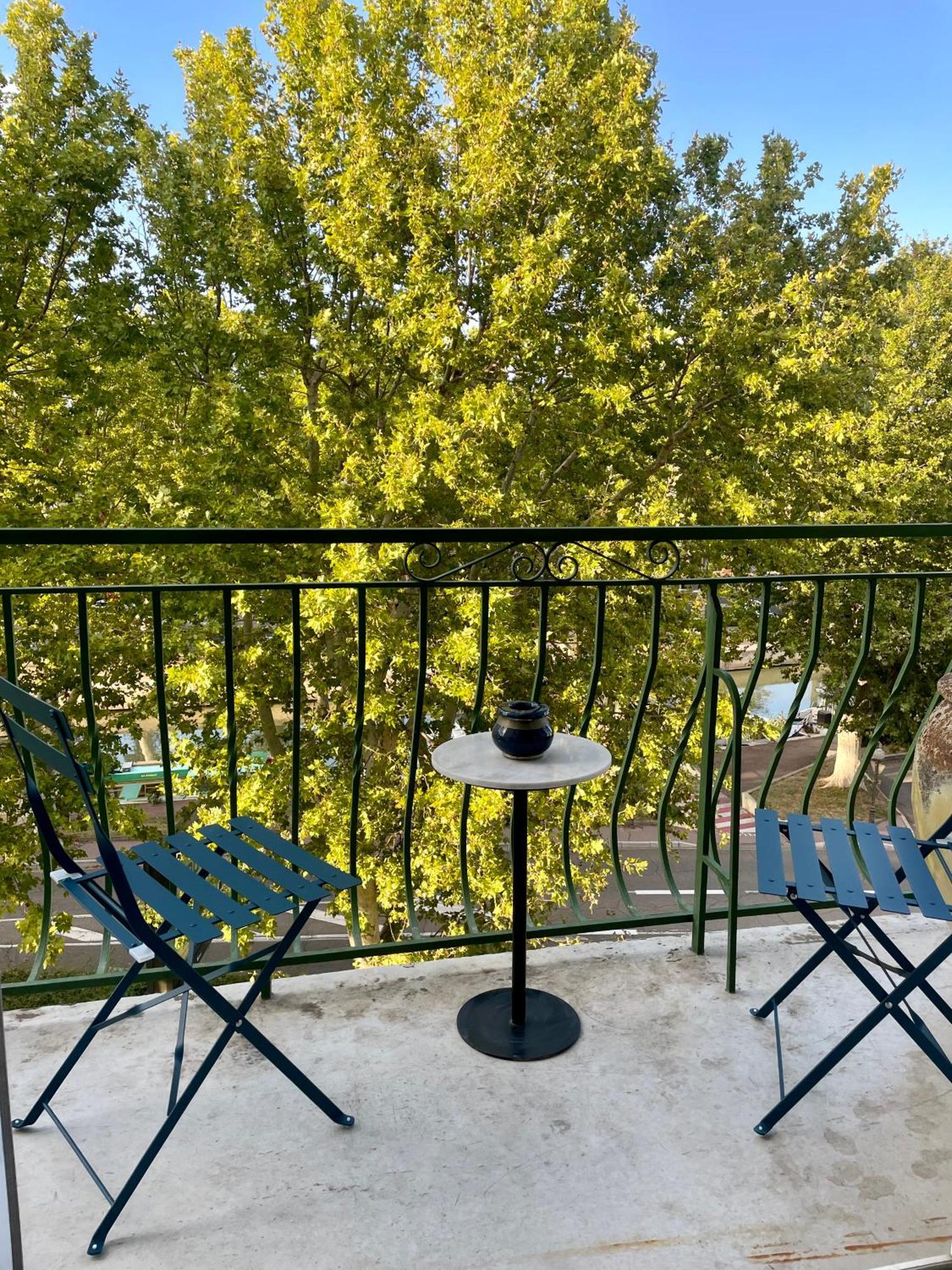 Apartment Apparemment Niche Dans Les Arbres