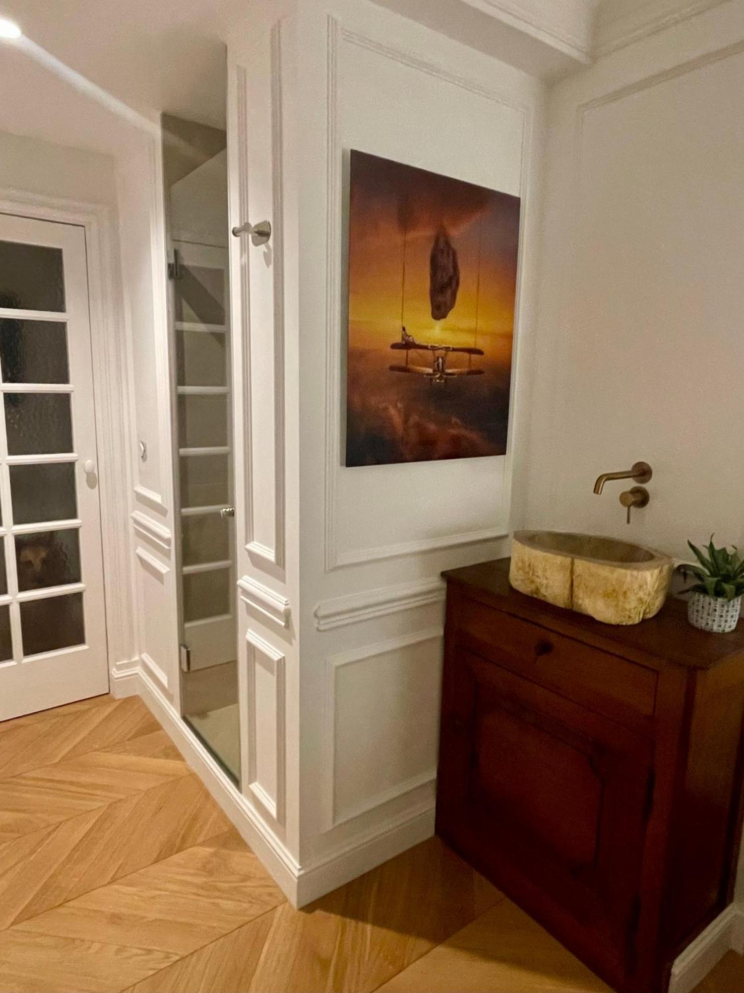 Apartment Apparemment Niche Dans Les Arbres Narbonne